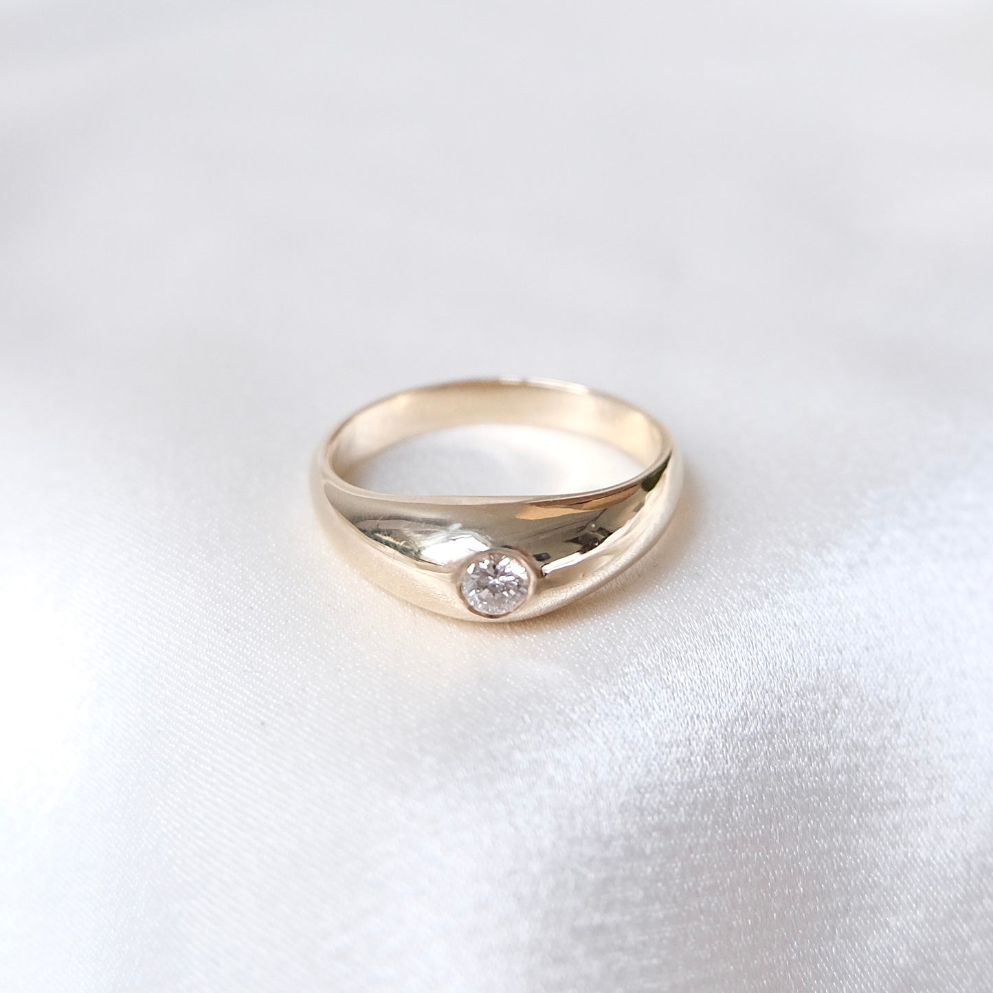 Dali 14K Diamond Dome Ring