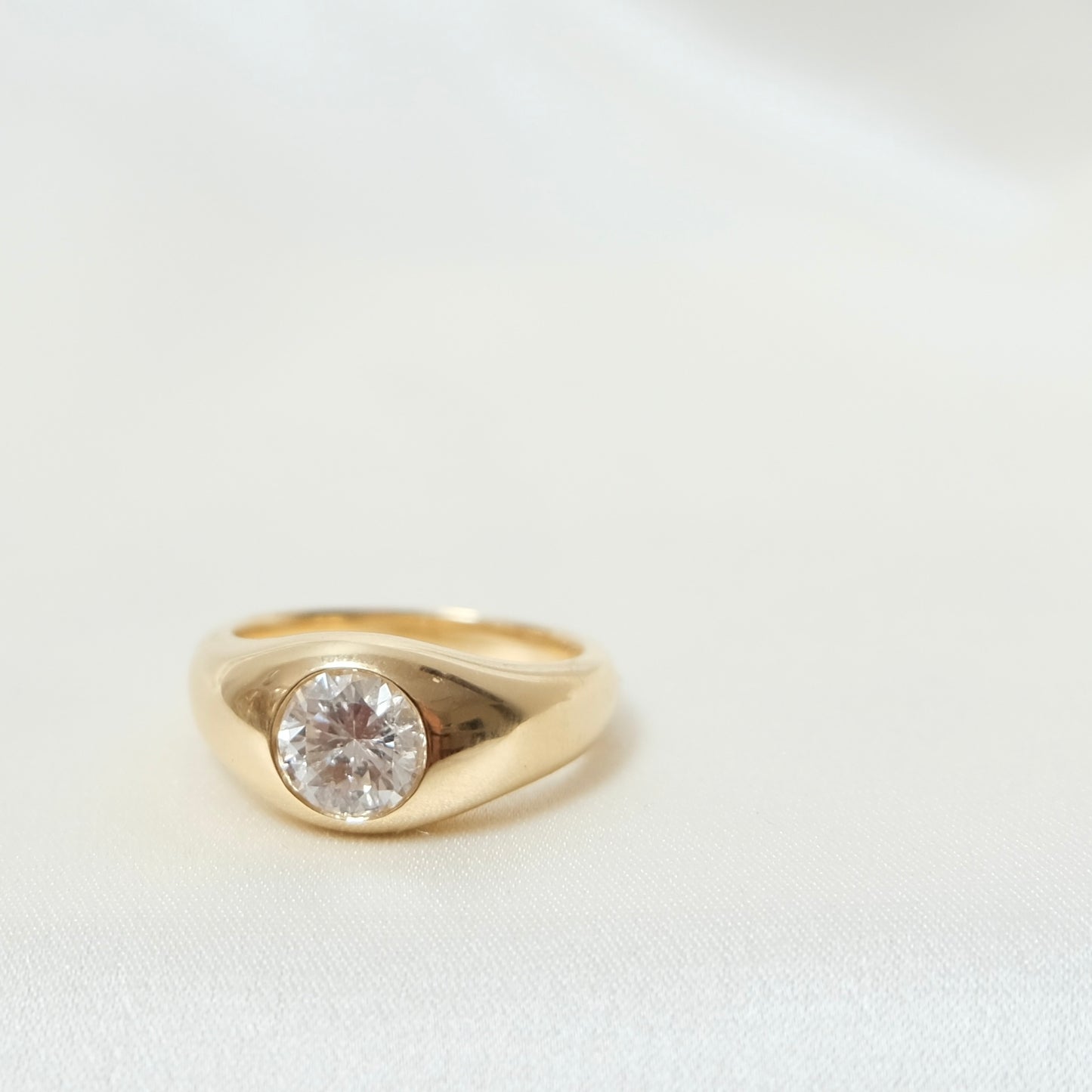 Emilé 1.2ct Diamond Ring