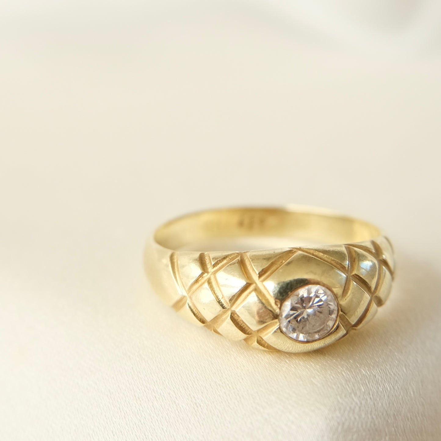 Arc 14k Diamond Ring