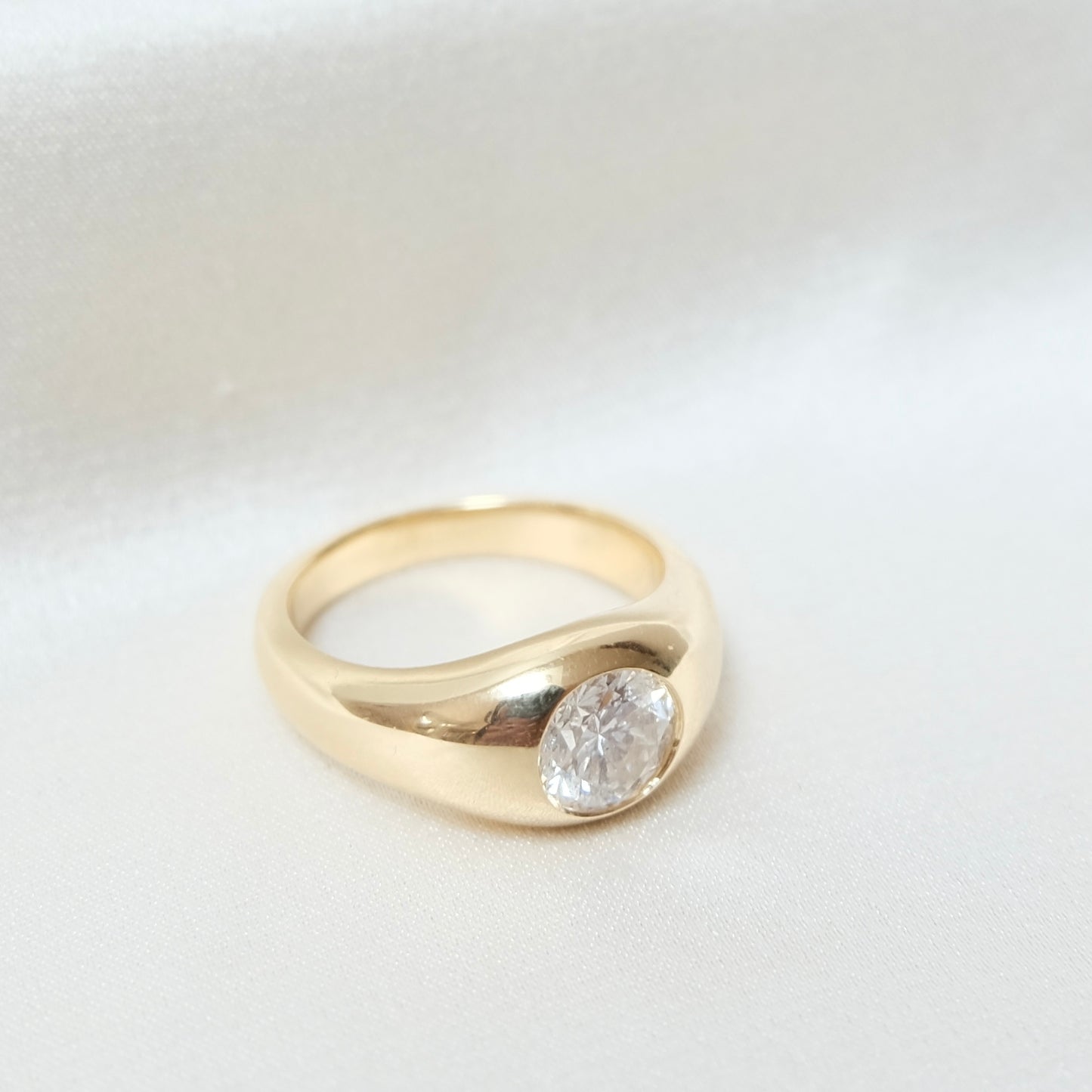 Emilé 1.2ct Diamond Ring