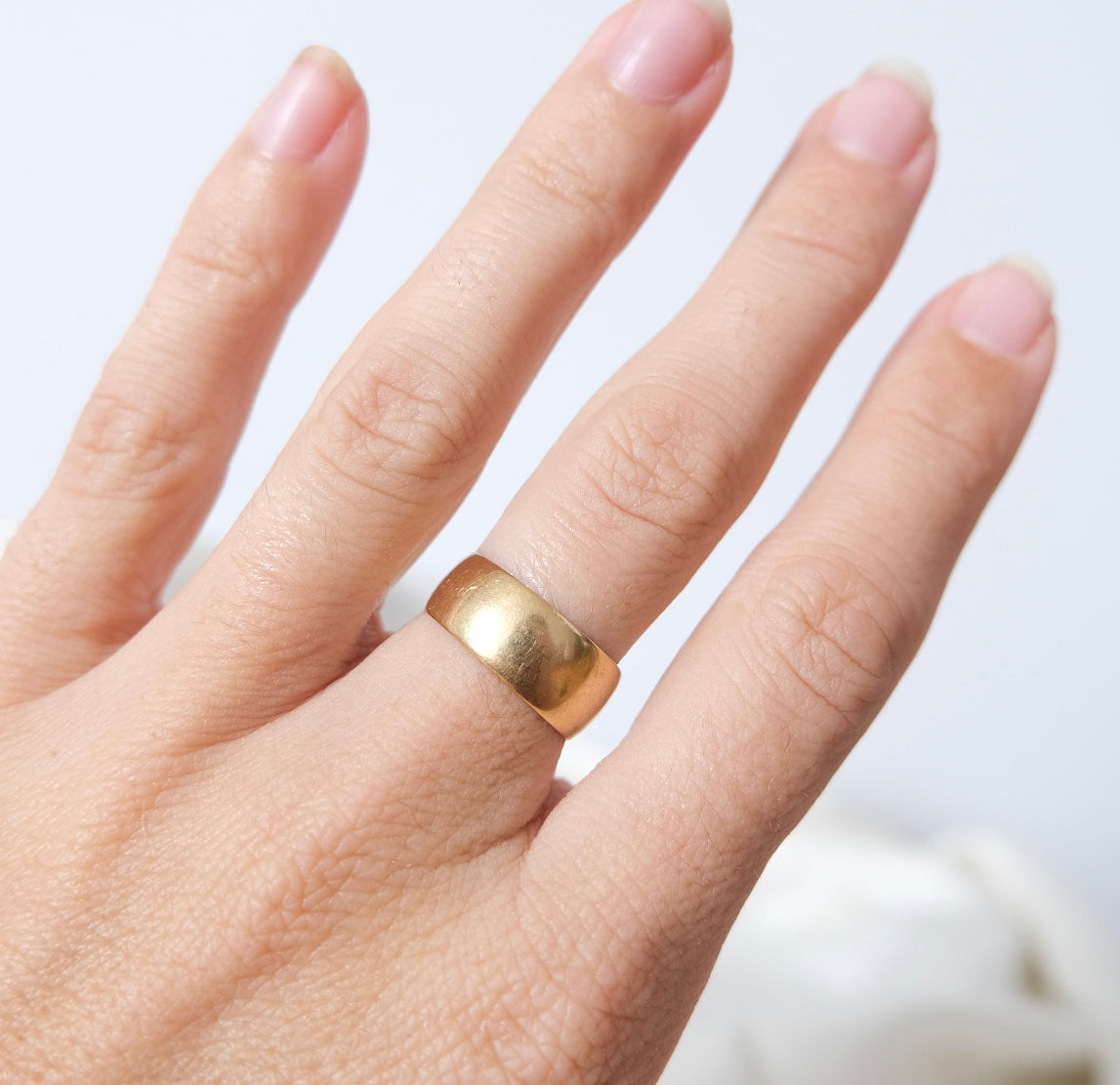 Clara 14k Wide Cigar Band
