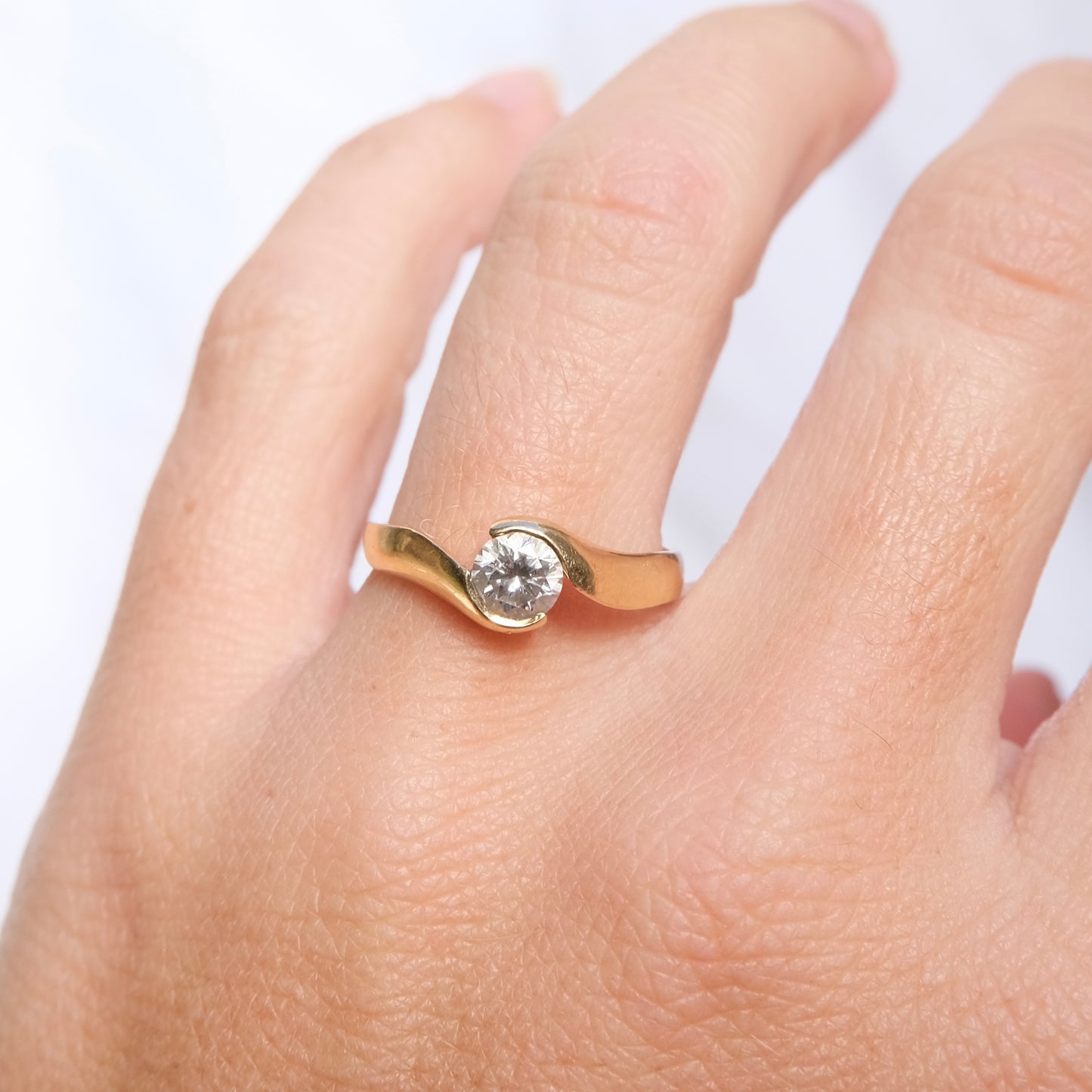 Olianda 18k Diamond Solitaire Ring