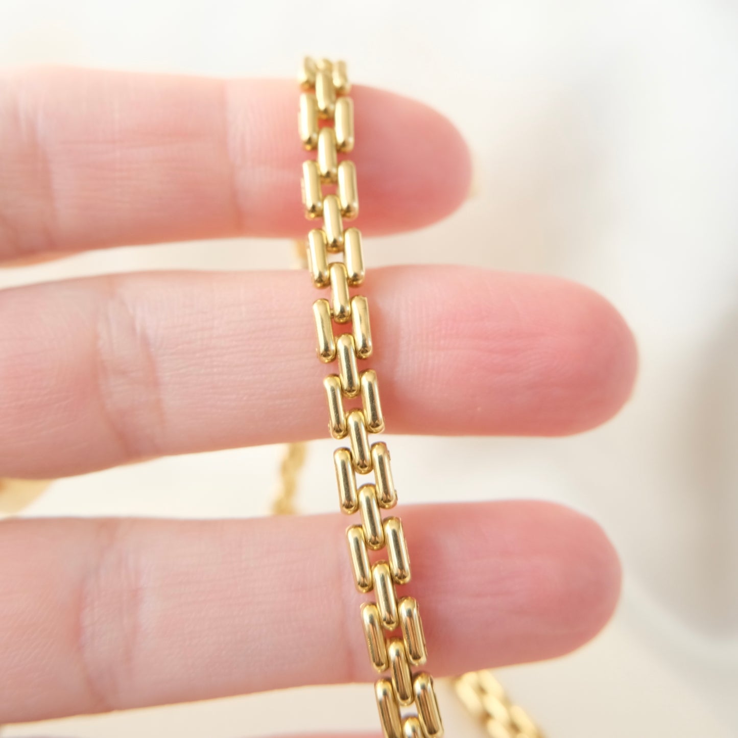 Oli 18k Panther Link Necklace