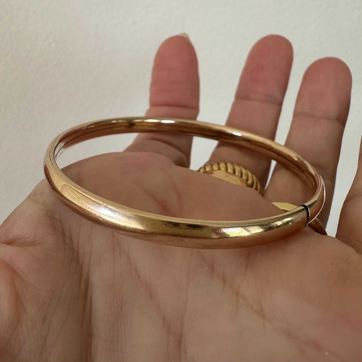 10k 70s Bangle