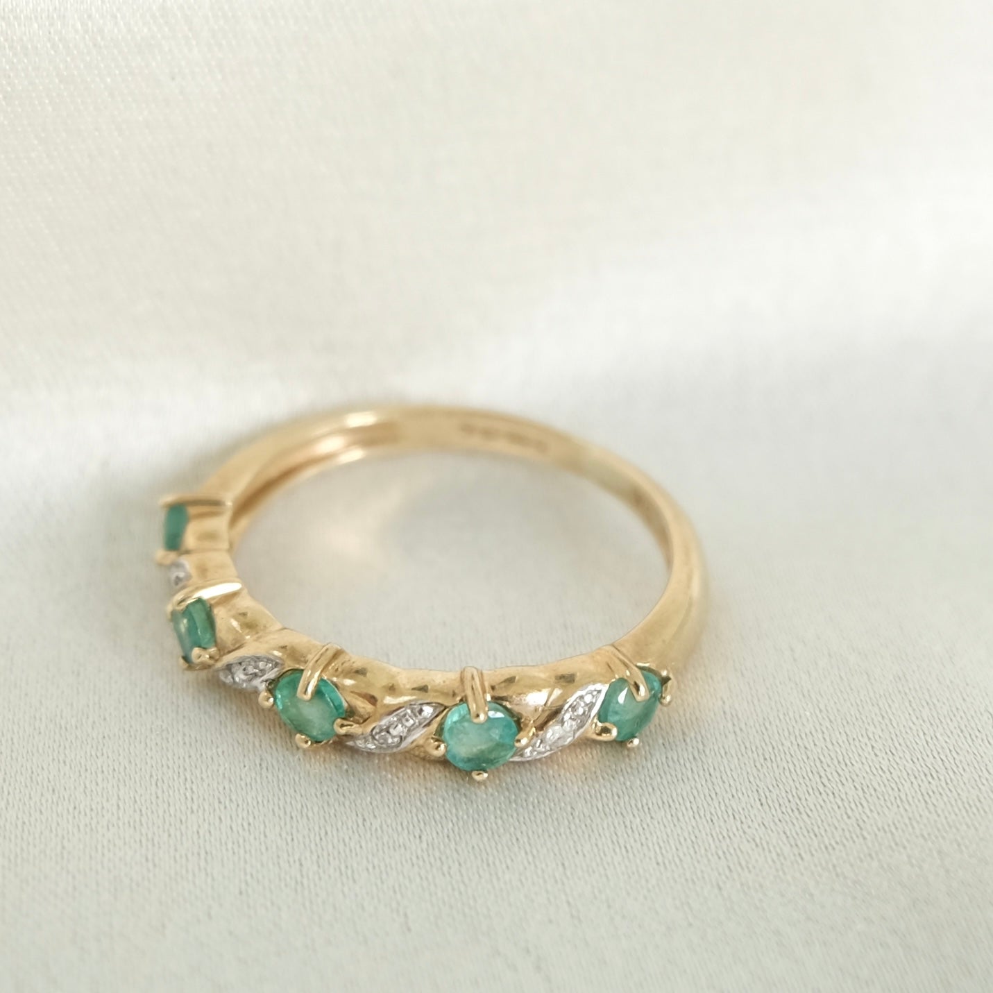 Emerald & Diamond Twist Ring