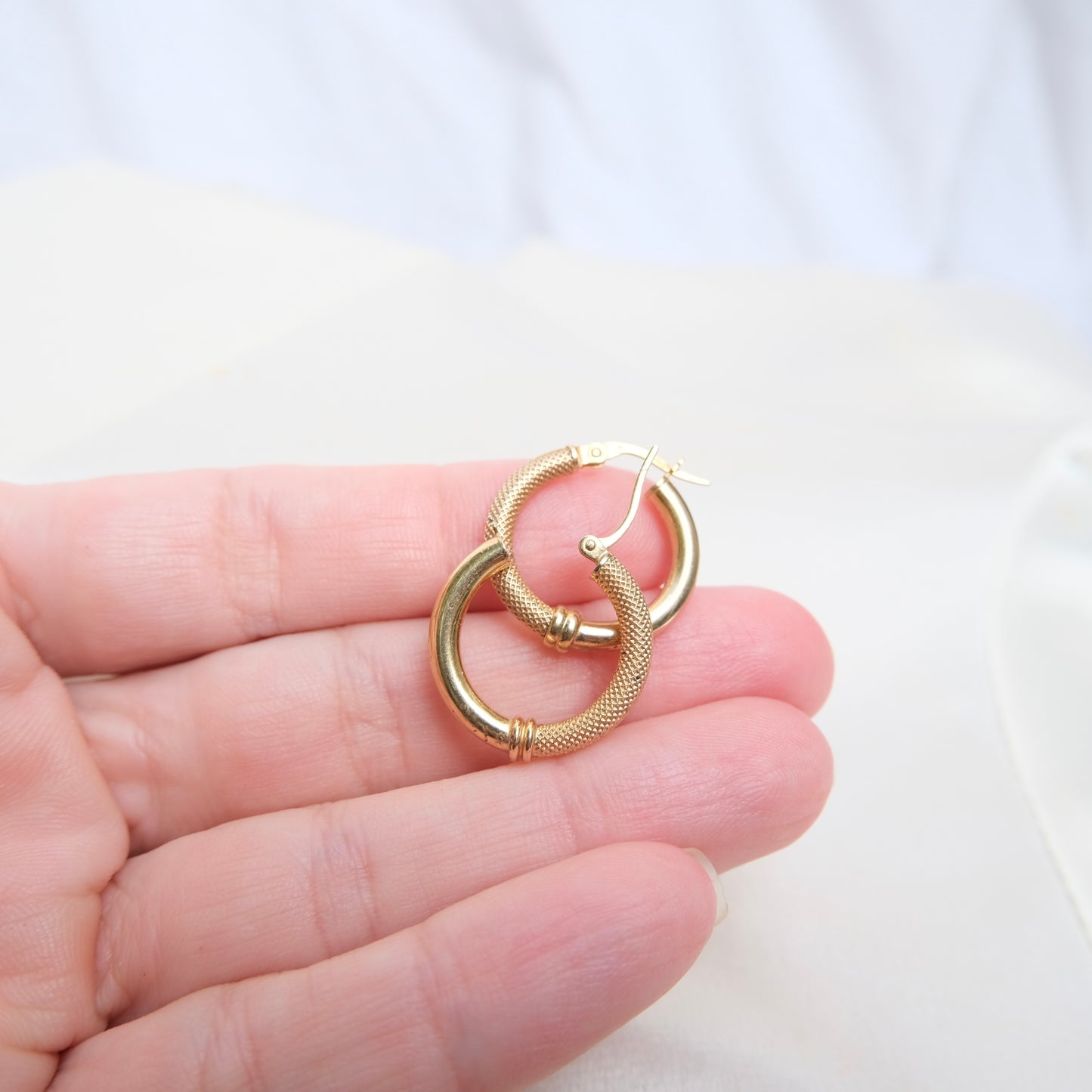 Duria 9k Textured Hoops