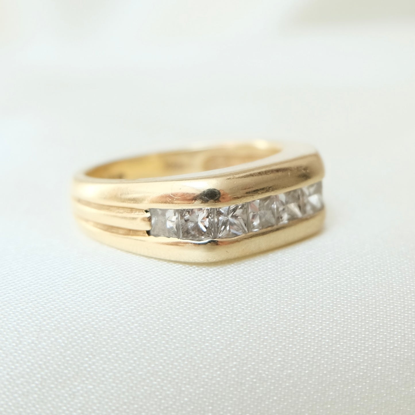 Carre Diamond 14k Ring