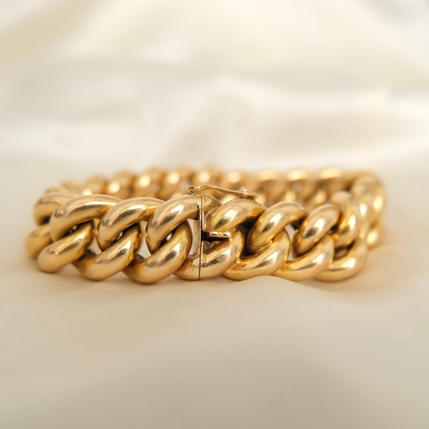 Puff 18k French Curb Link Bracelet