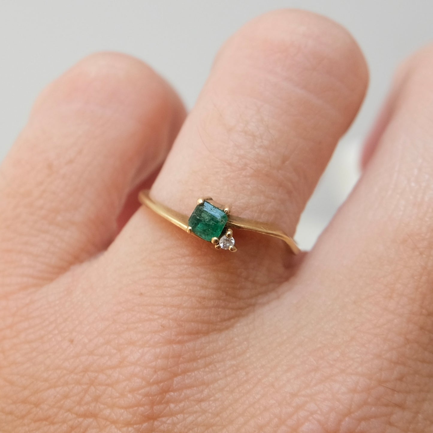 Hilton 14k Emerald & Diamond Ring