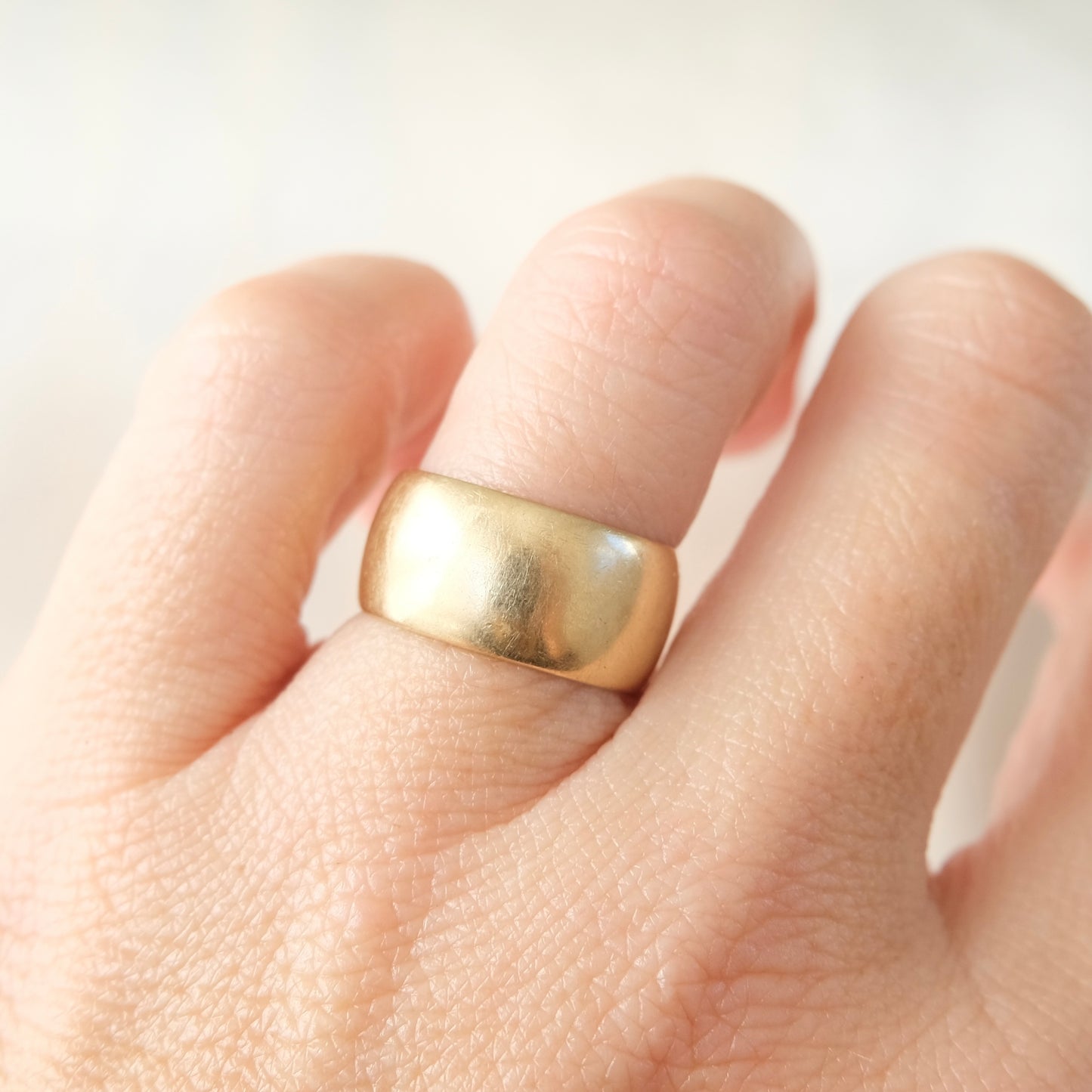 Orion 14k Wide Cigar Band