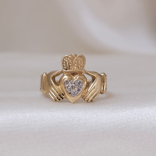 Realm Irish Diamond Claddagh Ring