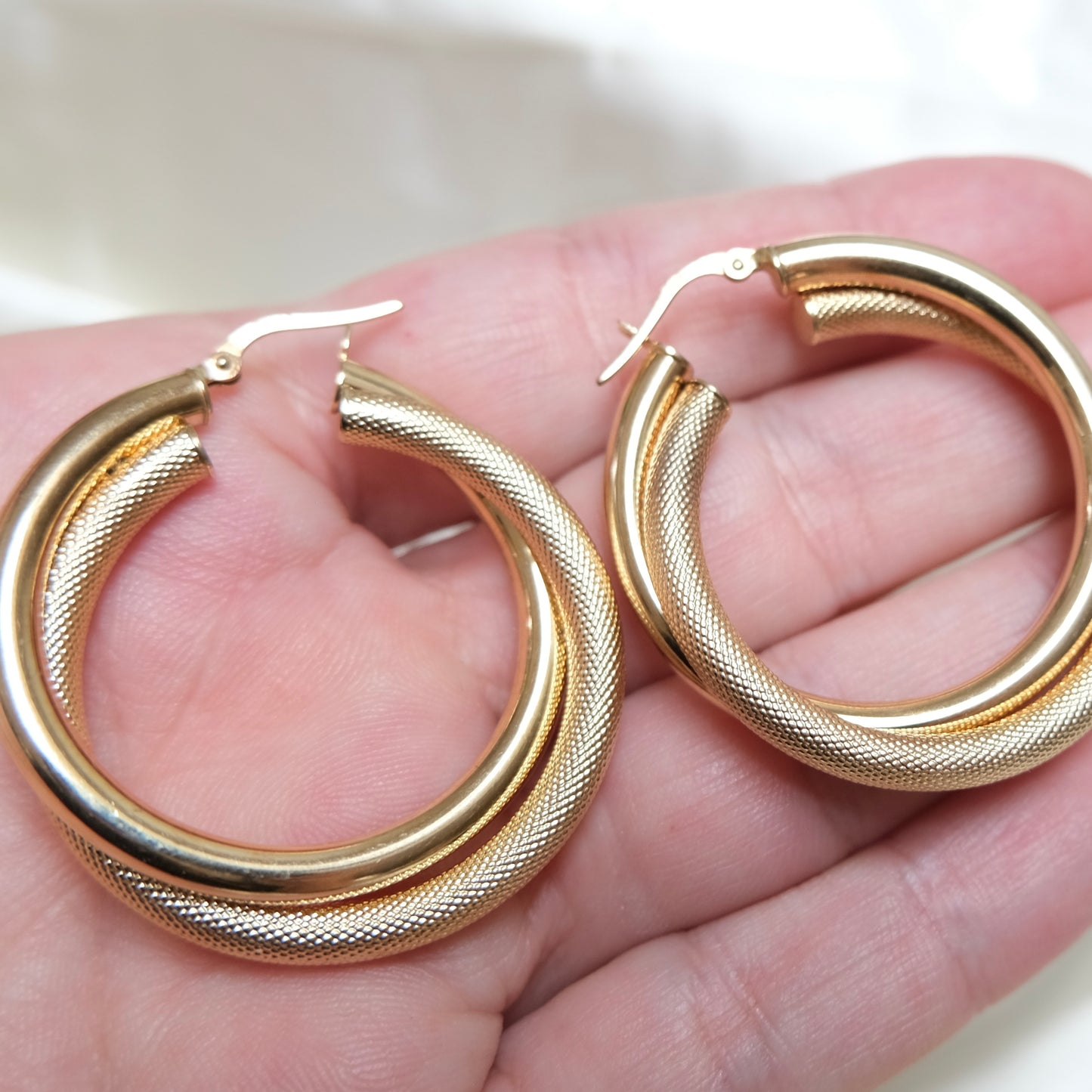 Twisté Grande Hoops