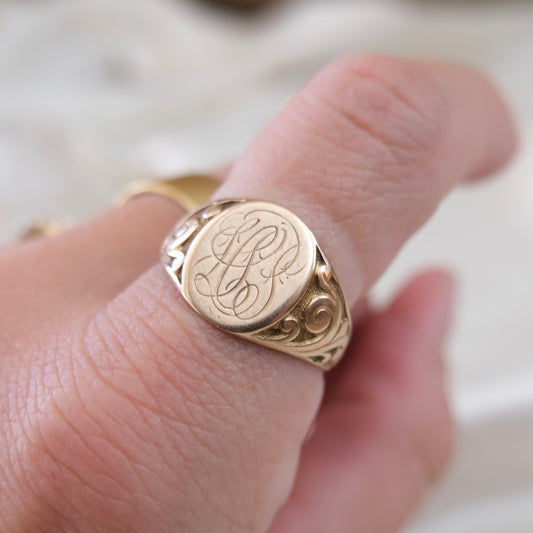 Antique Ornate Signet Ring