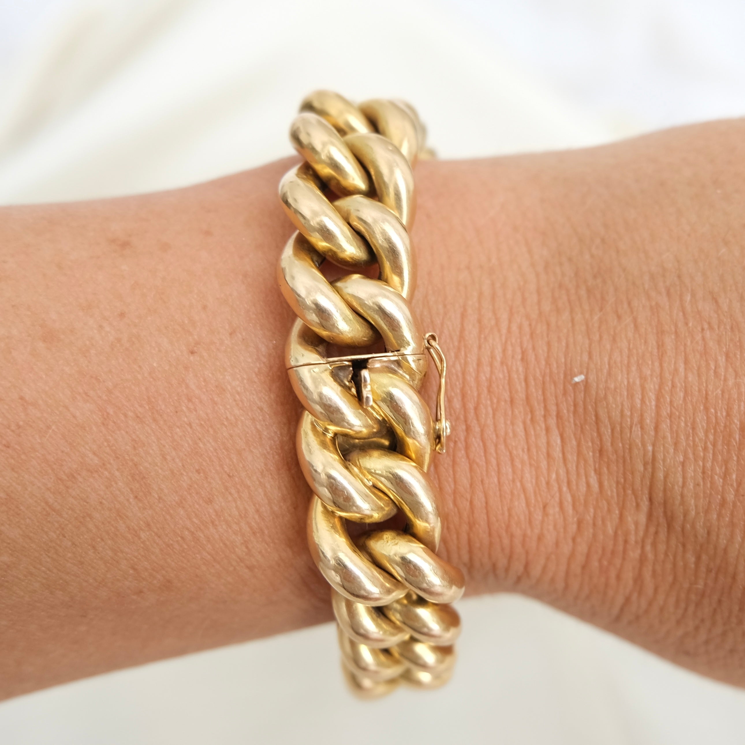 Puff 18k French Curb Link Bracelet – HTM | hailthemaison