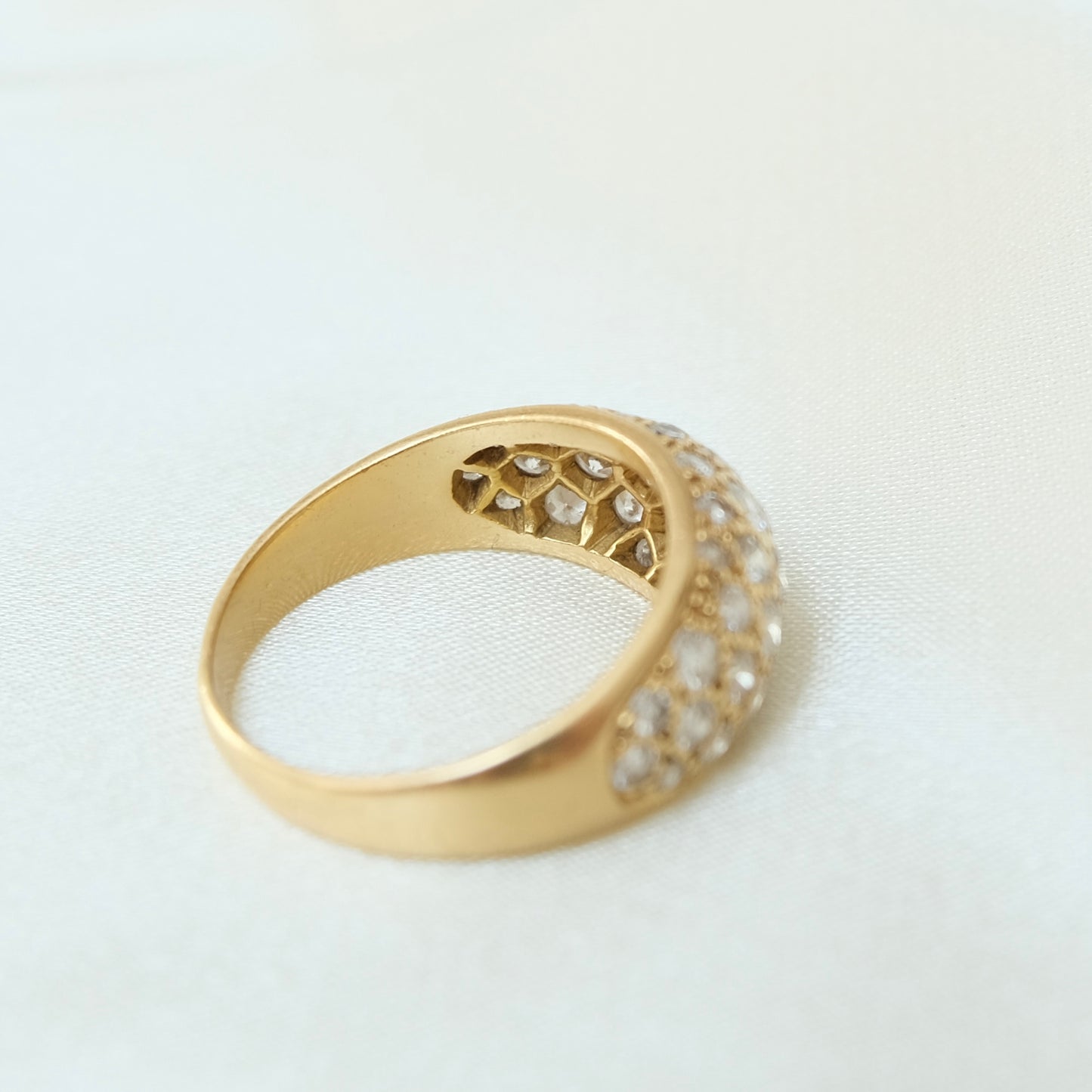 Anelle 18k Diamond Pavé Ring