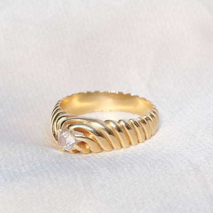 Boleyn 18k French Ring