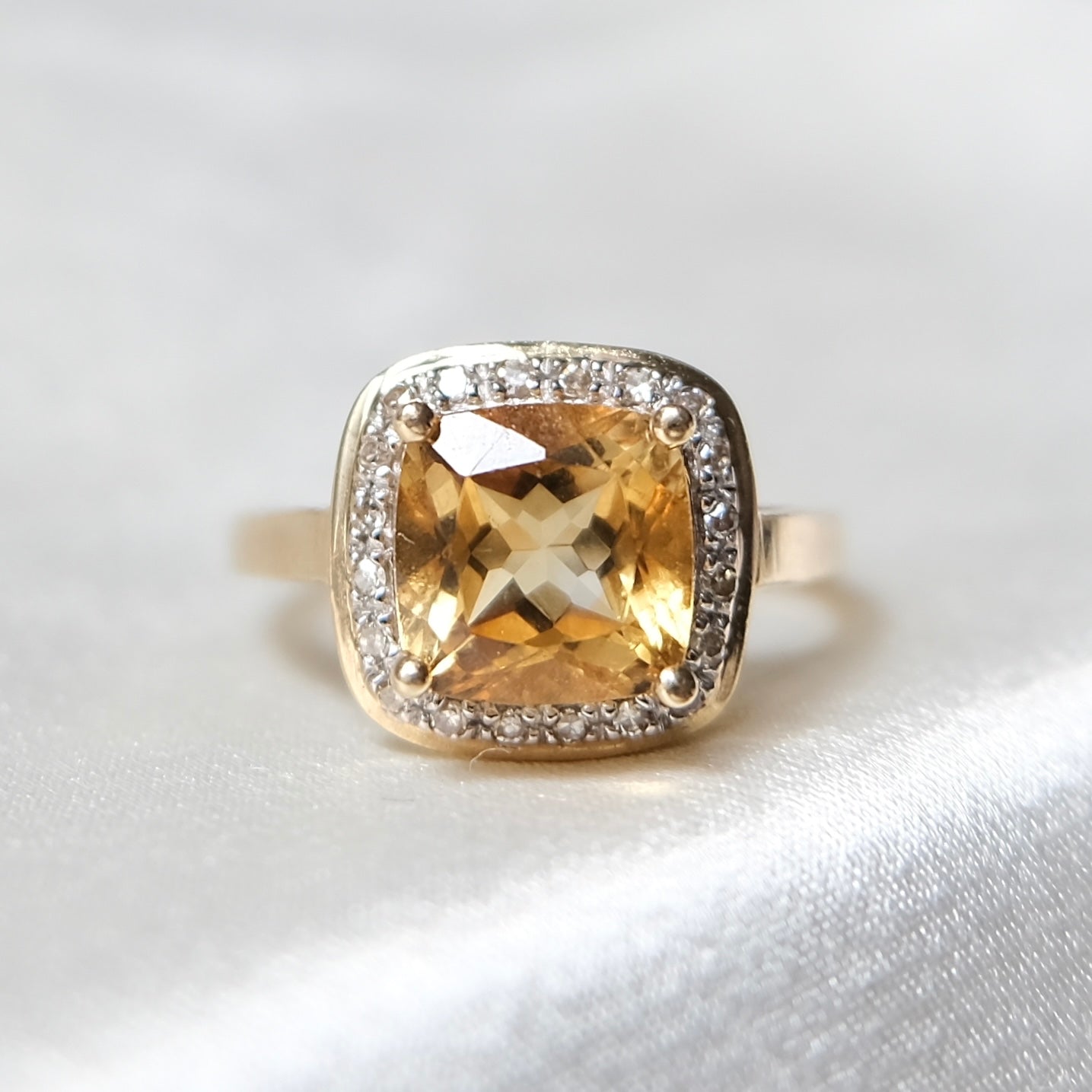 Soleil 14k Citrine Ring