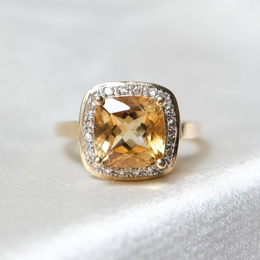 Soleil 14k Citrine Ring