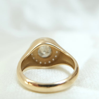 Lunette 18k Diamond Ring