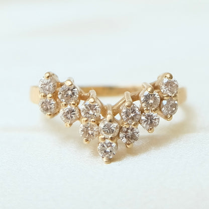 Casadé 14k Diamond Chevron Ring