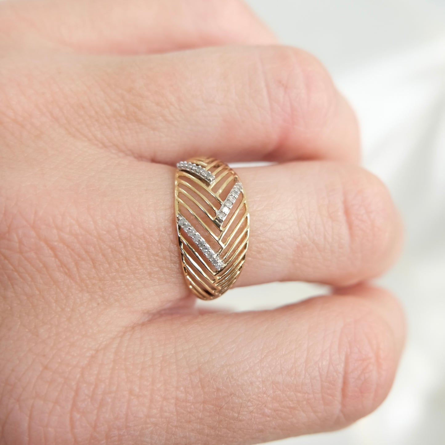 14K Filigree Diamond Ring