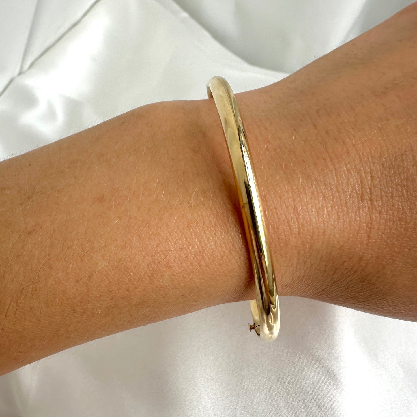 Orly 14k Bangle