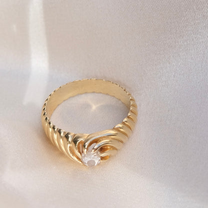 Boleyn 18k French Ring